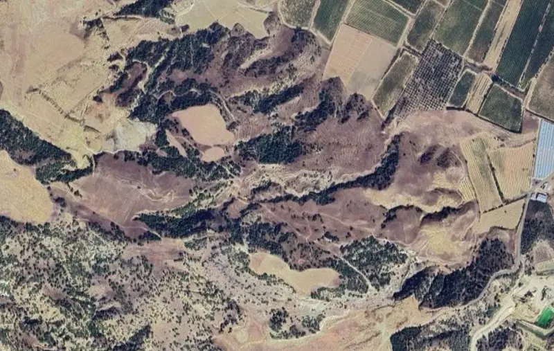 Tosunlar Mah., Satılık, Tarla, 108.000 m² — fotoğraf 2
