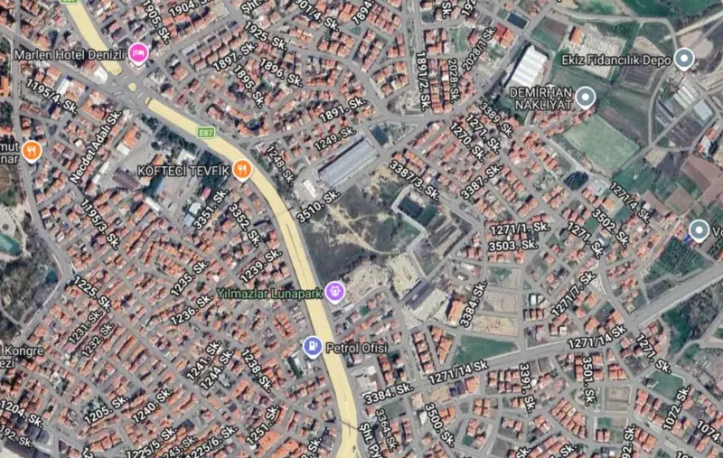 İstiklal Mah. Ana Cadde Üzerinde, Satılık, Arsa — fotoğraf 2