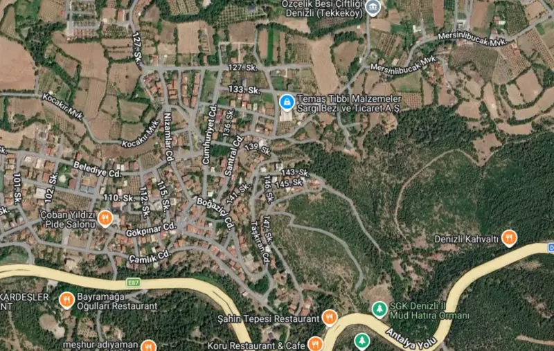 Tekkeköy Mah., Satılık, Arsa, 411 m² — fotoğraf 2