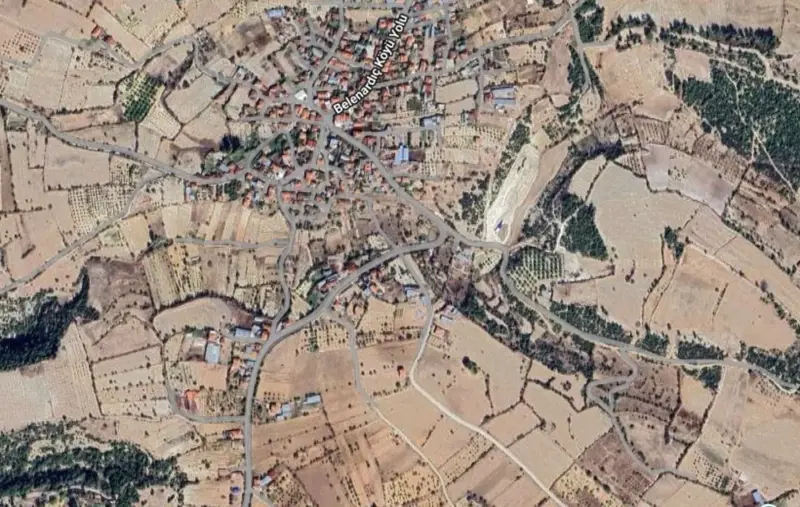 Belenardıç Mah., Satılık, Tarla — fotoğraf 1
