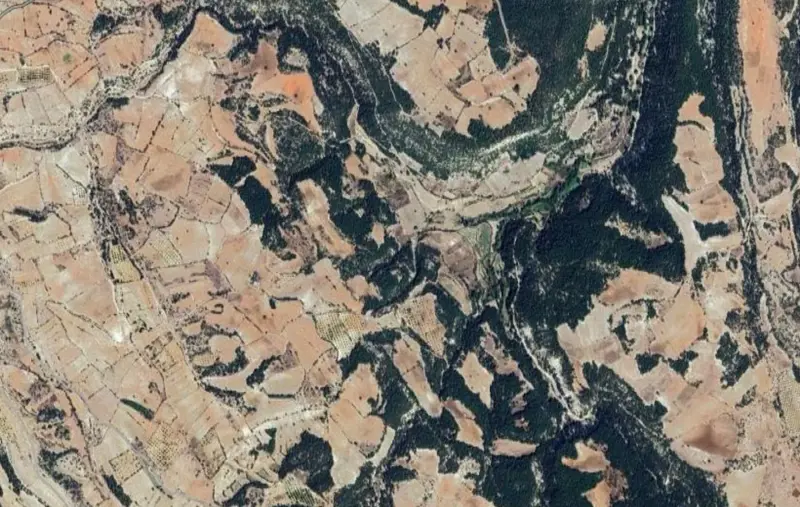 Akdere Mah., Satılık, Tarla, 10.663 m² — fotoğraf 1