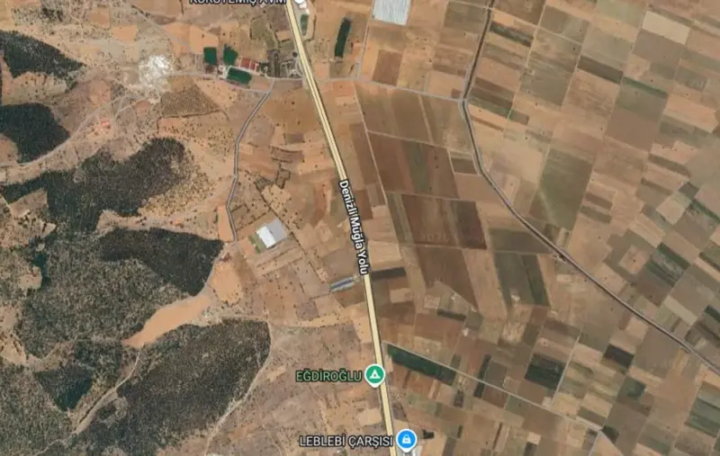 Kızılhisar(serinhisar) Mah. Ana Cadde Üzerinde, Satılık, Tarla, 7.078 m² — fotoğraf 1