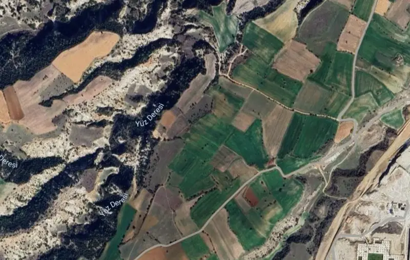Denizli, Saruhan, Arsa — fotoğraf 2