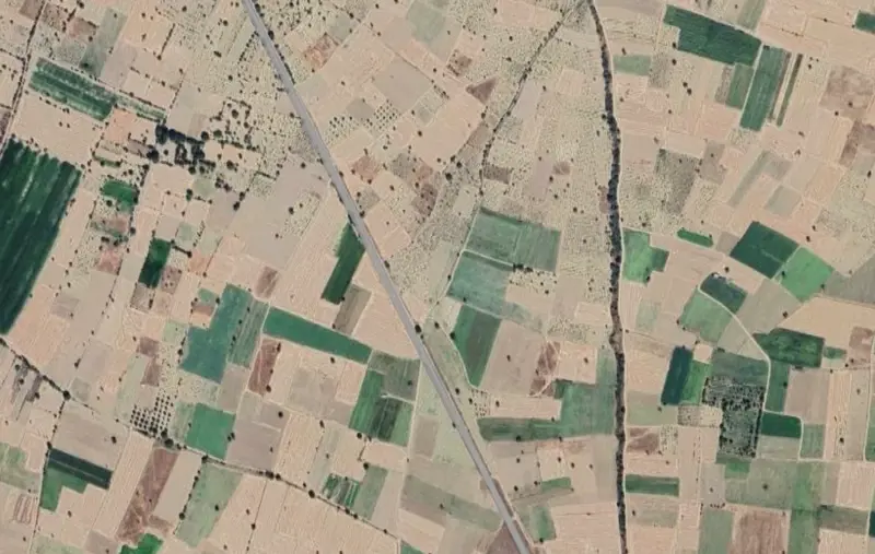 Kuyucak Mah., Satılık, Arsa, 3.371 m² — fotoğraf 1