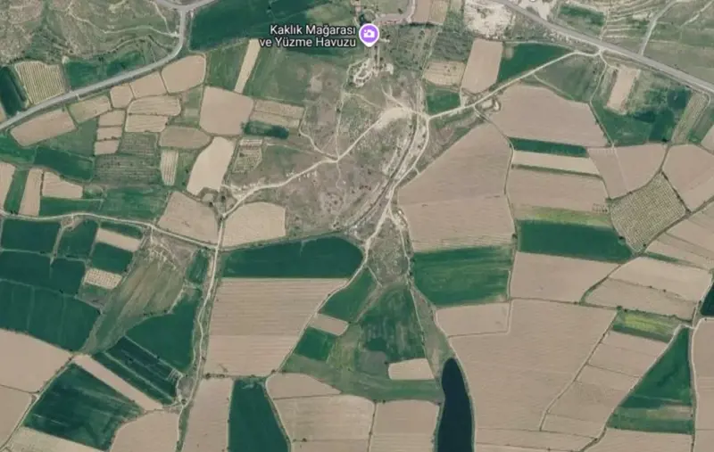 Kaklık Mah., Satılık, Tarla, 9.762 m² — fotoğraf 2
