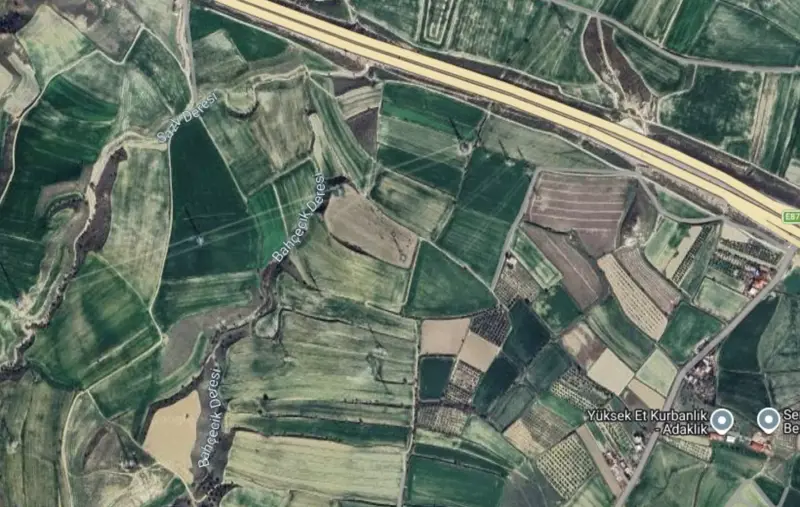 Beylerbeyi Mah., Satılık, Arsa, 16.555 m² — fotoğraf 1