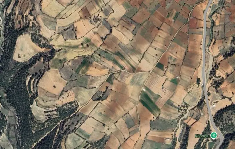 Güzelpınar Mah., Satılık, Tarla — fotoğraf 1
