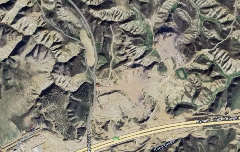 Salihağa Mah., Satılık, Tarla, 261.557 m² — fotoğraf 2