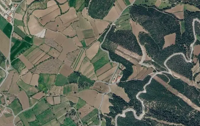 Kızılyer Mah., Satılık, Tarla, 8.600 m² — fotoğraf 1