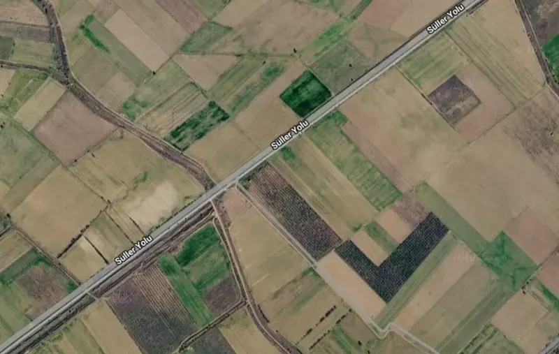 Sarılar Mah., Satılık, Tarla, 27.000 m² — fotoğraf 1