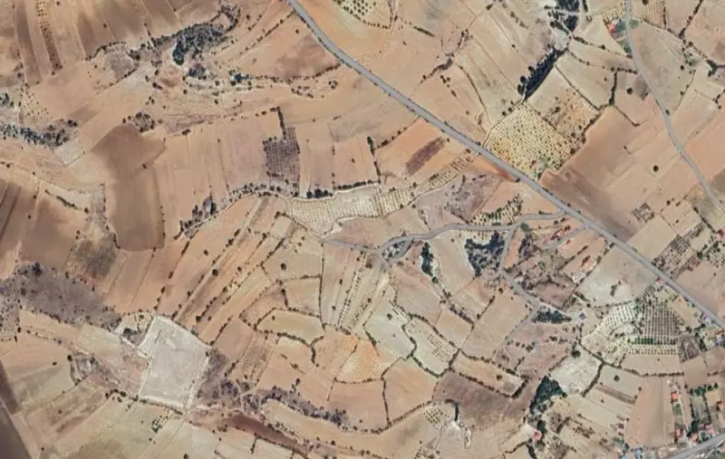 Kurtluca Mah., Satılık, Tarla, 4.689 m² — fotoğraf 1
