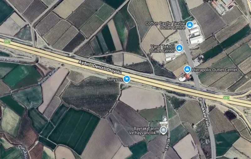 Ana Cadde Üzerinde, Denizli, Irlıganlı, Tarla — fotoğraf 2