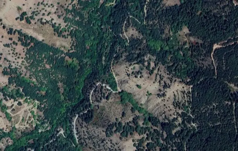 Altındere Mah., Satılık, Tarla, 1.310 m² — fotoğraf 2