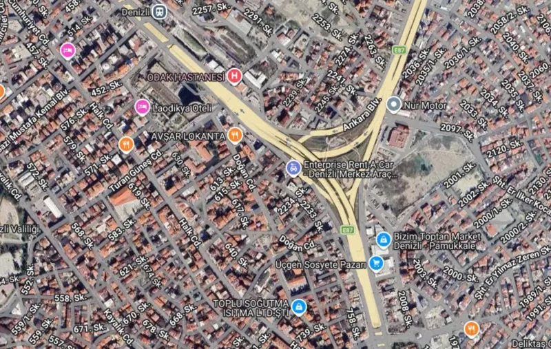Ana Cadde Üzerinde, Denizli, Kirişhane, Arsa — fotoğraf 1