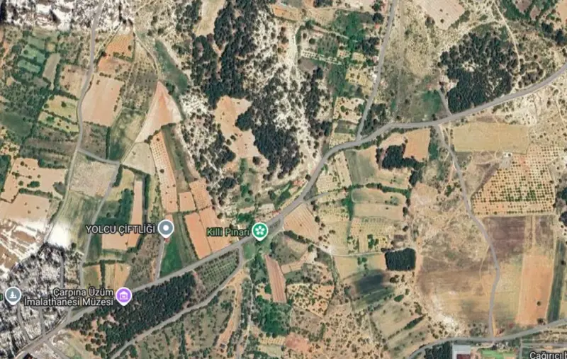 Kızılcabölük Mah., Satılık, Tarla, 8.704 m² — fotoğraf 1