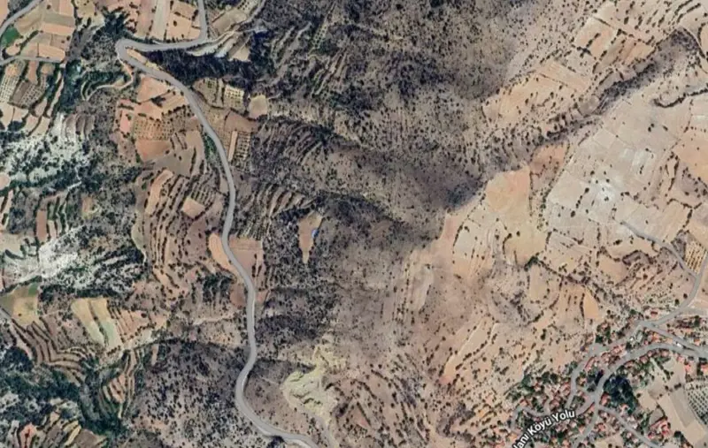 Güzelyurt Mah., Satılık, Tarla, 2.021 m² — fotoğraf 1