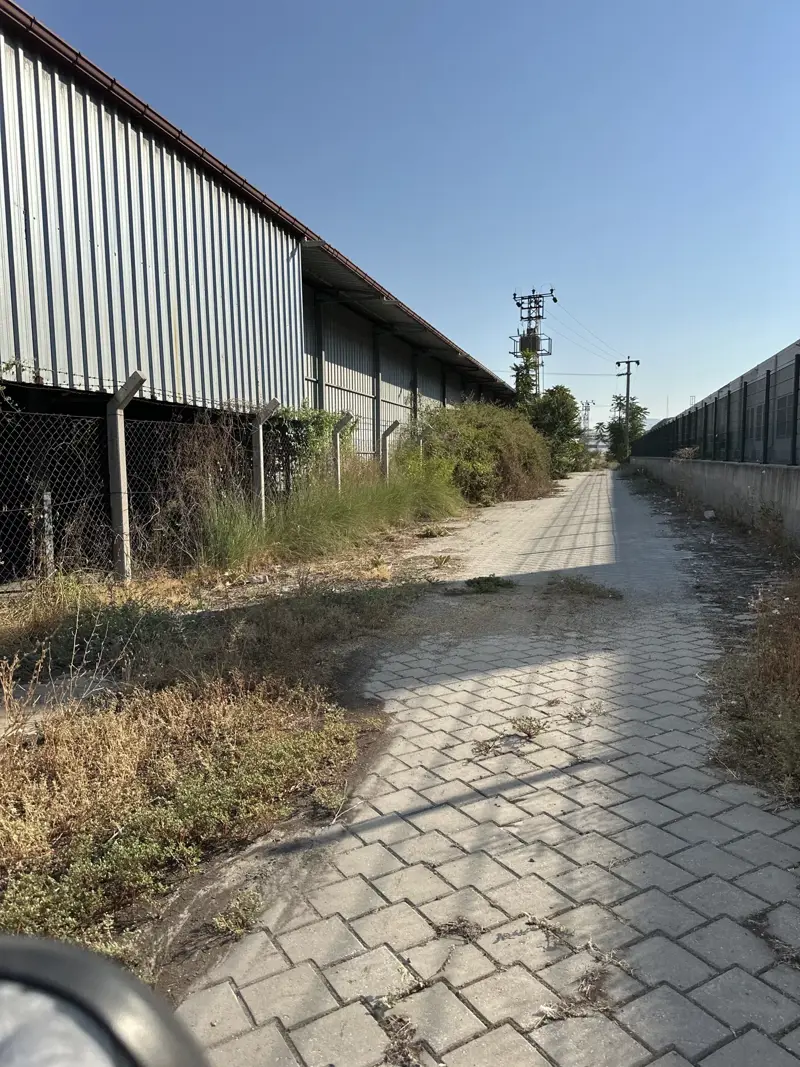 ORGANİZE MEVKİ SATILIK FABRİKA — fotoğraf 1
