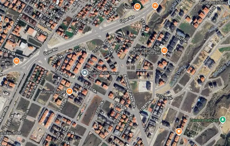 Karahasanlı Mah. Ana Cadde Üzerinde, Satılık, Arsa — fotoğraf 1