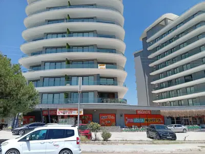 HAVUZLU LÜKS KONSEPT DAİRE