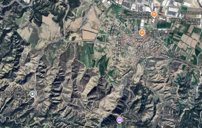 Kale Mah., Satılık, Arsa, 435 m² — fotoğraf 1