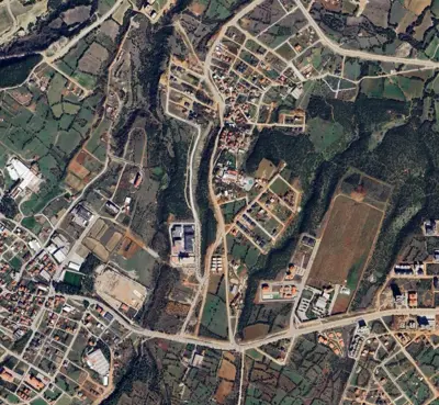 Denizli, Saruhan, Arsa