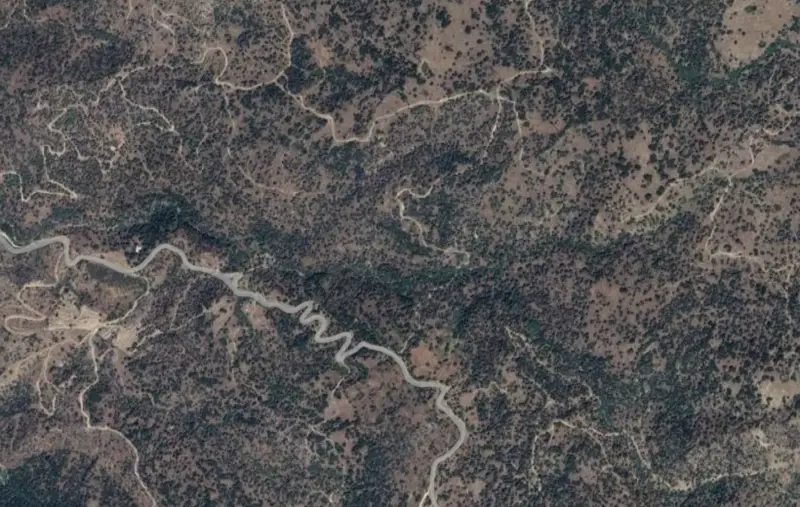 Bağ.Yeniköy Mah., Satılık, Tarla, 49.677 m² — fotoğraf 2
