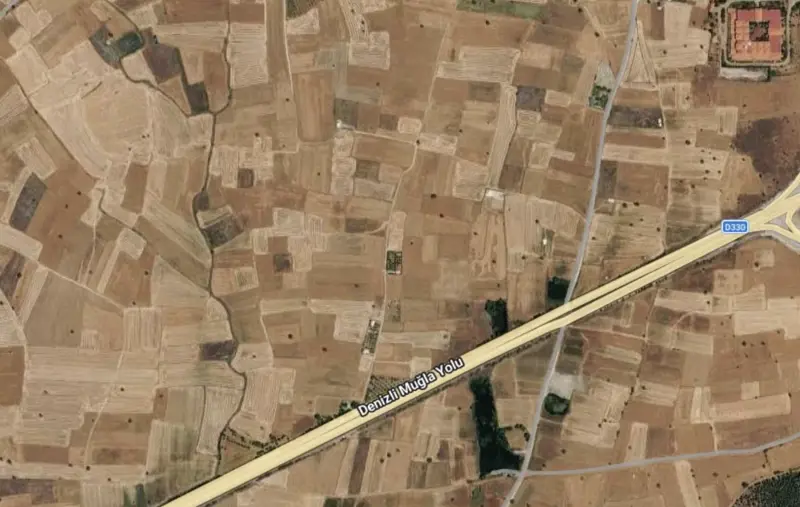 Ana Cadde Üzerinde, Denizli, Tavas, Satılık, Tarla — fotoğraf 2