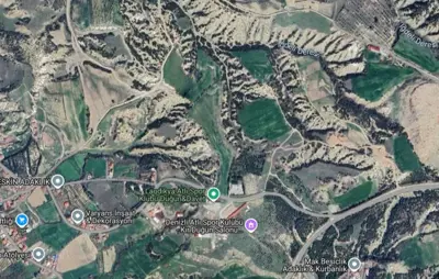 Denizli, Karakurt, Tarla