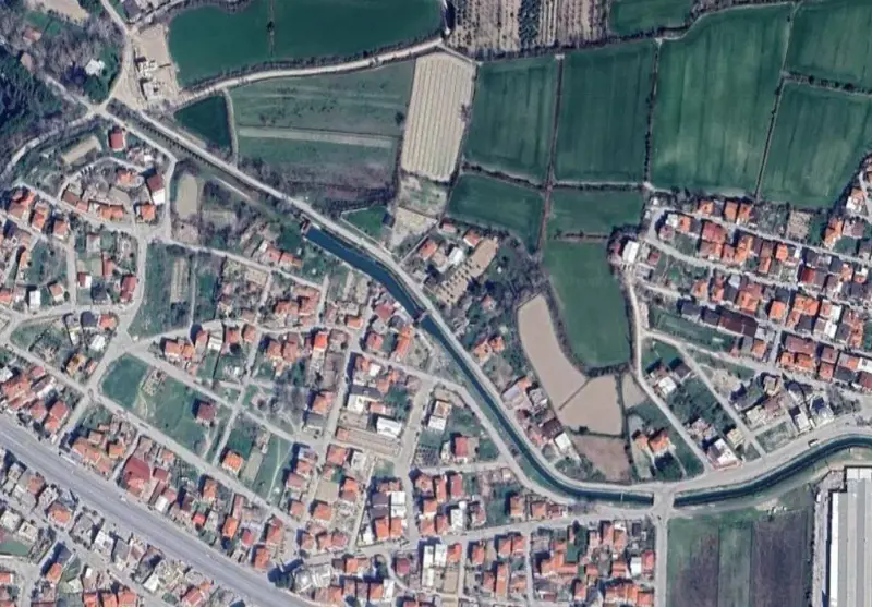 2001.jpg