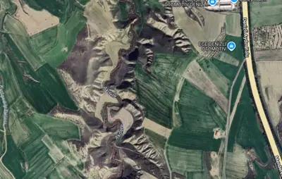 Denizli Merkezefendi, Hacıeyüplü, 28100 m², Tarla